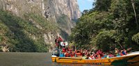 Bootsfahrt durch die Sumidero Schlucht in Mexiko