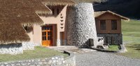 Lodge mit Ausblick auf die Berge in Peru